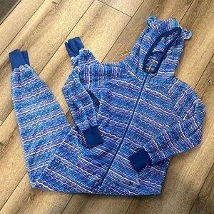 Triple flip Minky Dimple onesie barely worn excellent condition